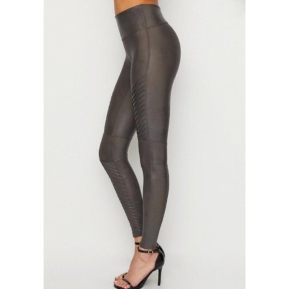 NWT Brand New Spanx Faux Leather Moto Leggings in Gunmetal Grey Size Small - Picture 3 of 4